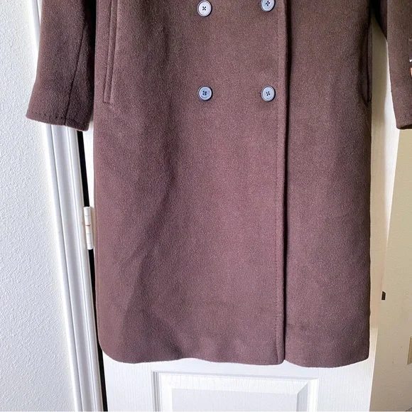 SOLD ON MERCARI - Picture 3 of 12